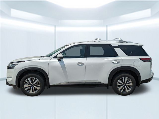 2025 Nissan Pathfinder SL photo 2