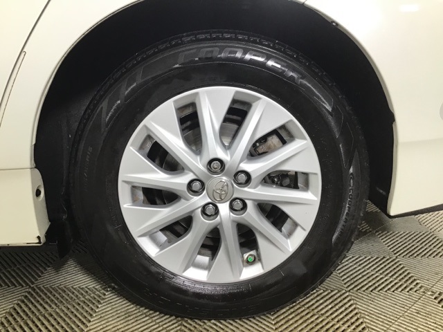 2013 Toyota Prius Plug-in Base photo 24