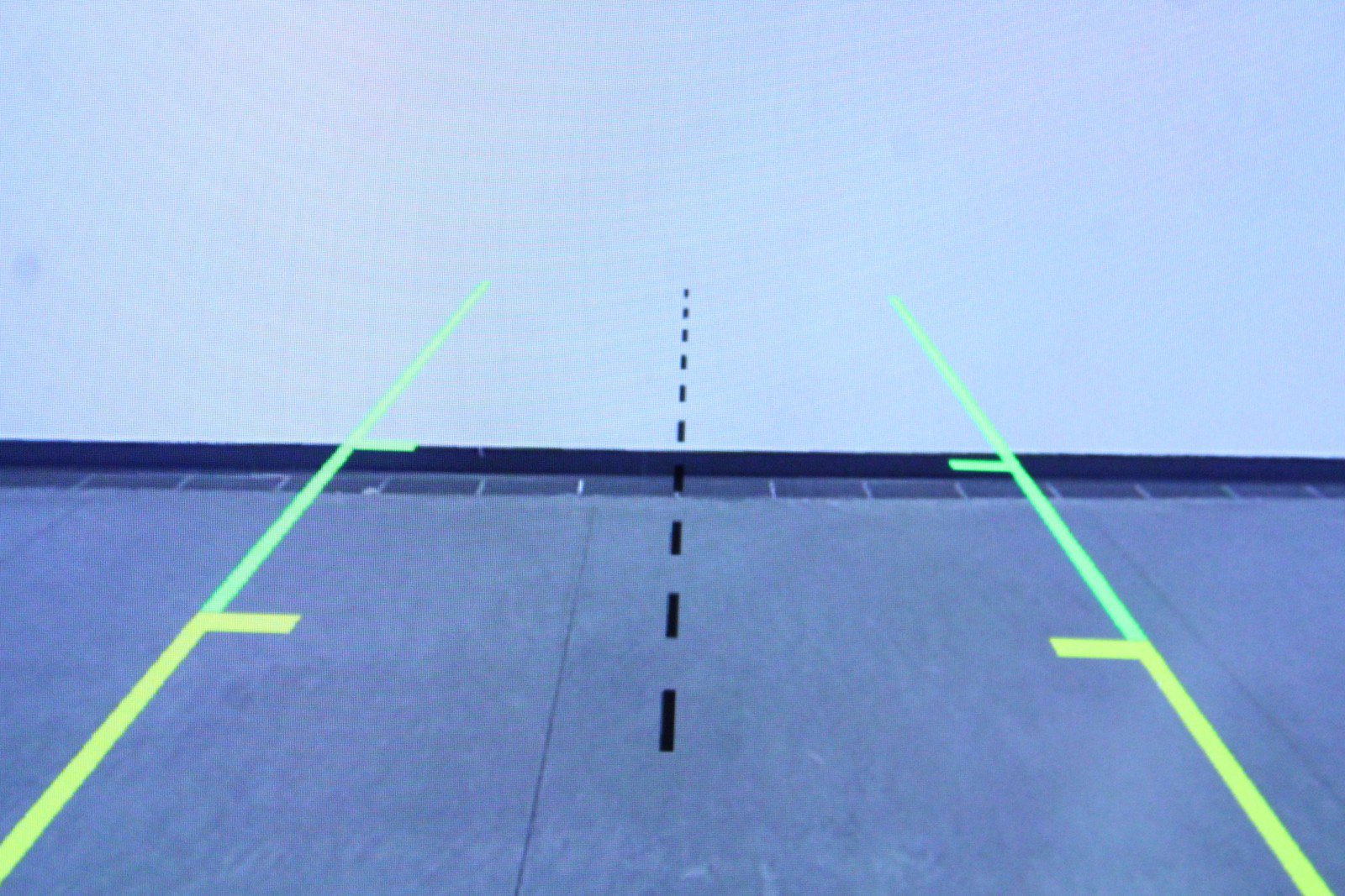 Used 2022 Pristine White Lincoln Reserve image 25