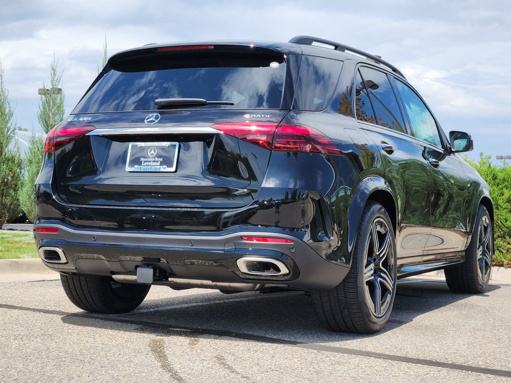 2026 Mercedes Benz GLE 580 4MATIC photo 2