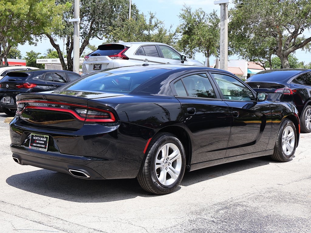 2022 Dodge Charger SXT photo 10