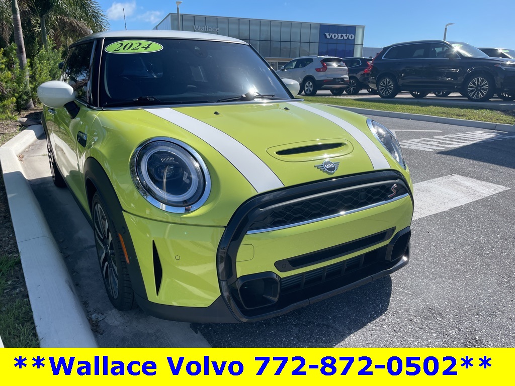 2024 Mini Cooper 2 Door Hardtop S photo 4