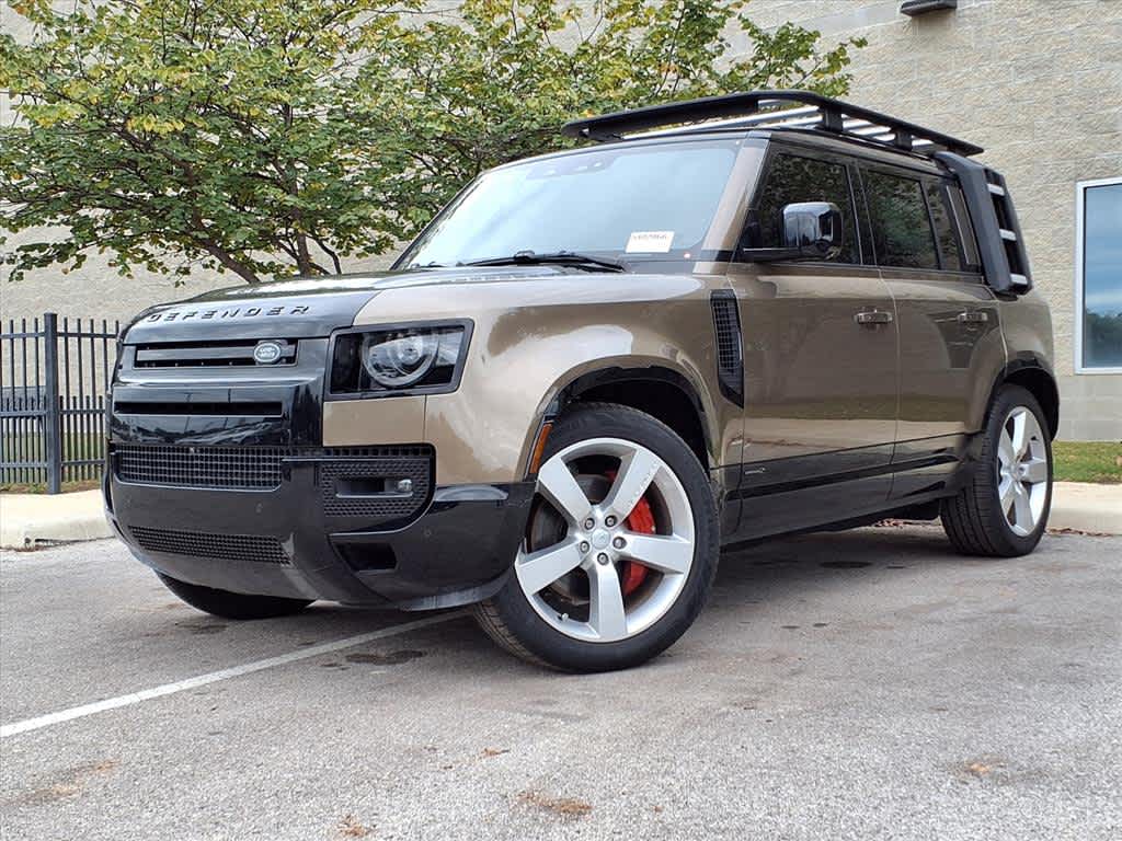 2025 Land Rover Defender X's photo