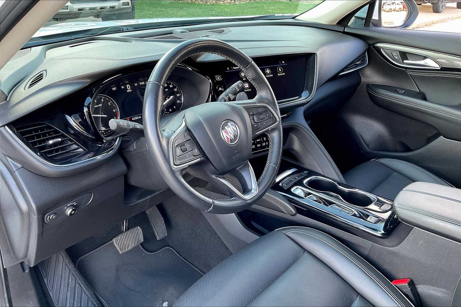 2023 Buick Envision Essence photo 14