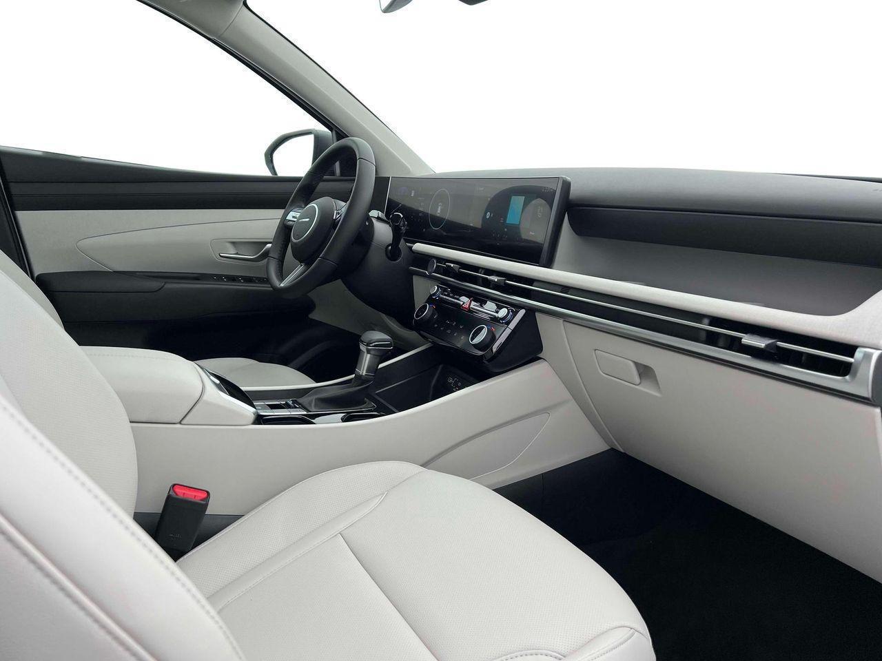 2025 Hyundai Tucson SEL Convenience photo 3