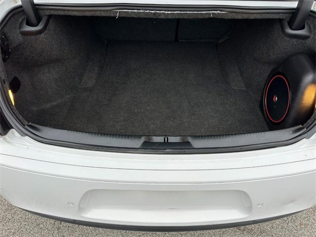 2018 Chrysler 300 photo 4