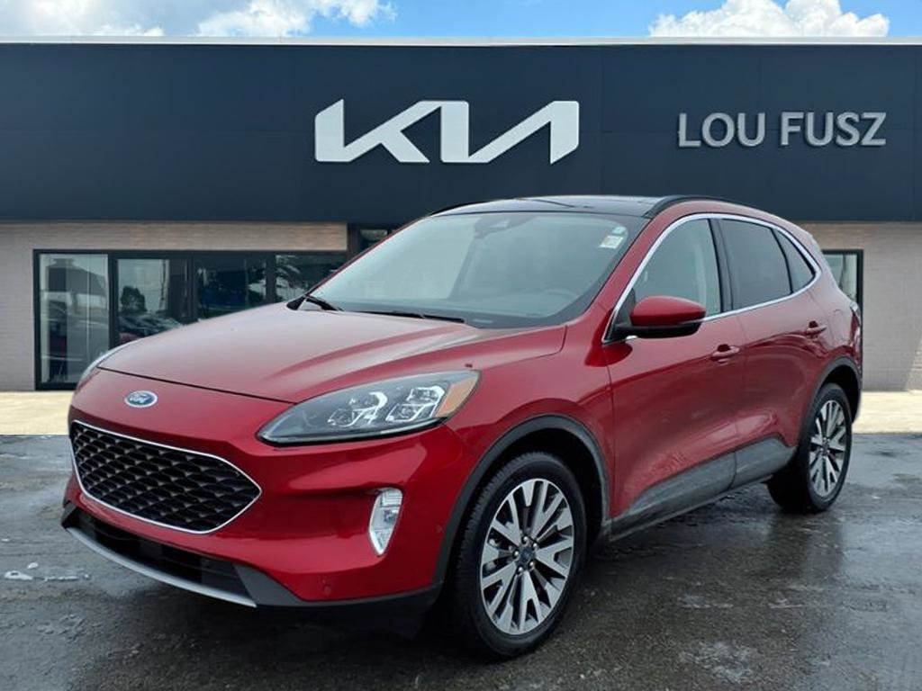 2020 Ford Escape Titanium's photo