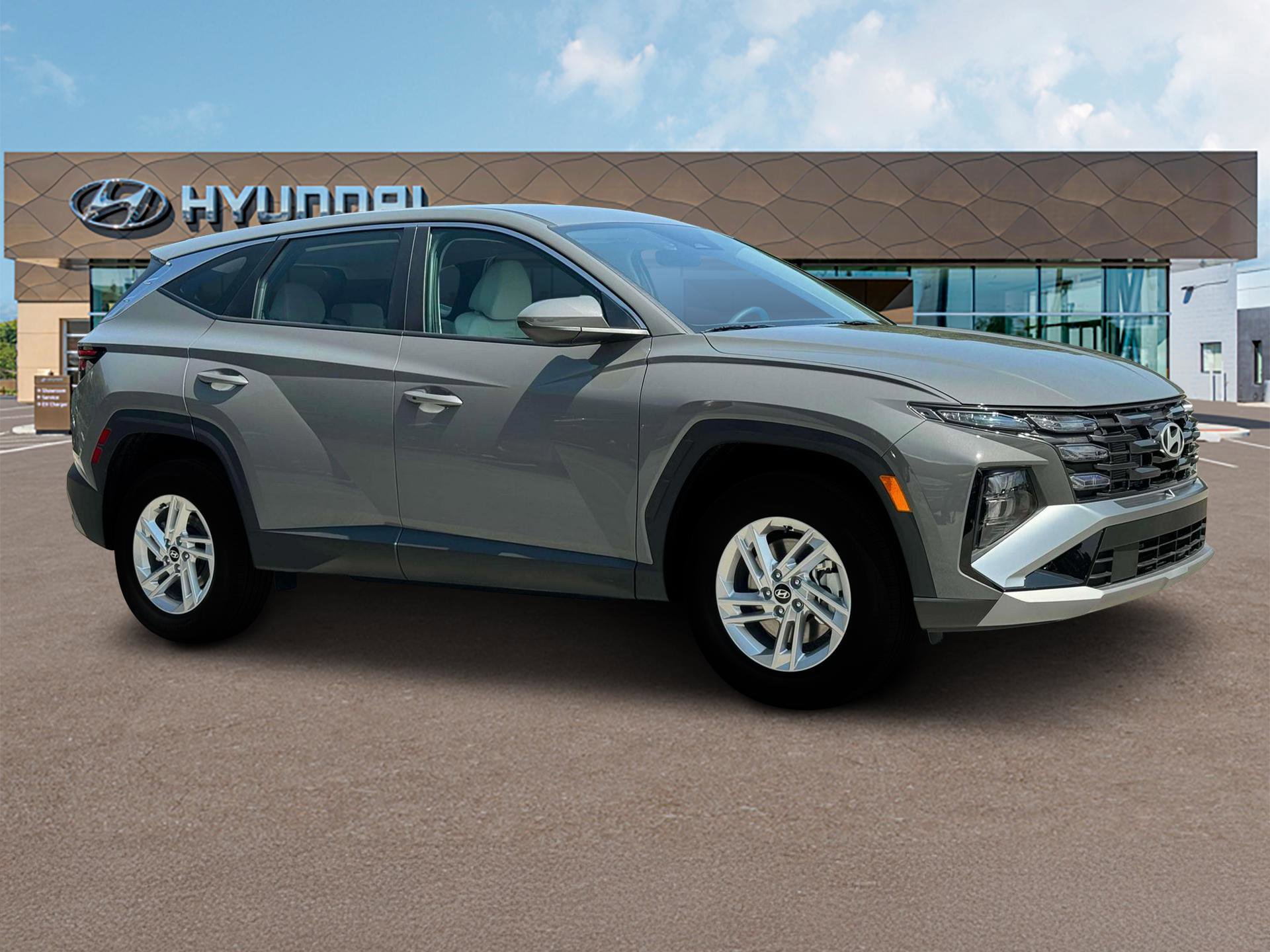 2025 Hyundai Tucson SE photo 10