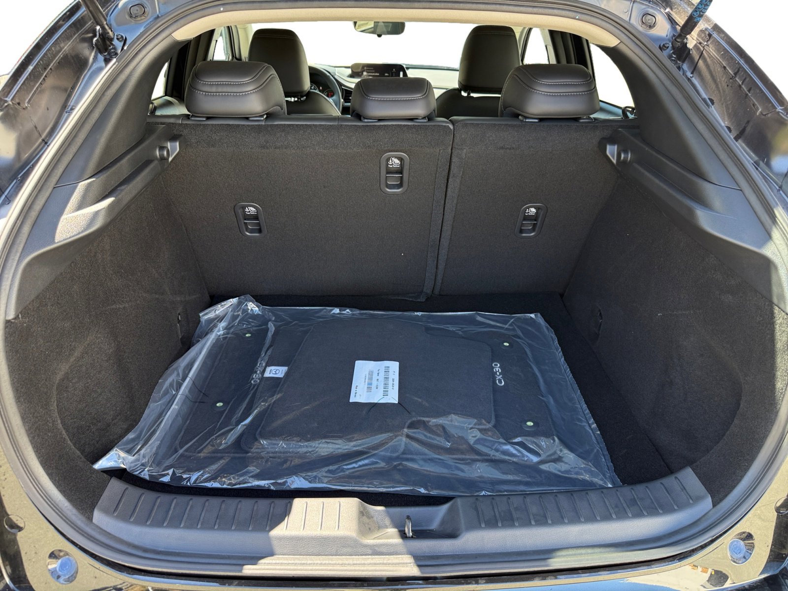 2025 Mazda CX-30 2.5 S Preferred photo 17