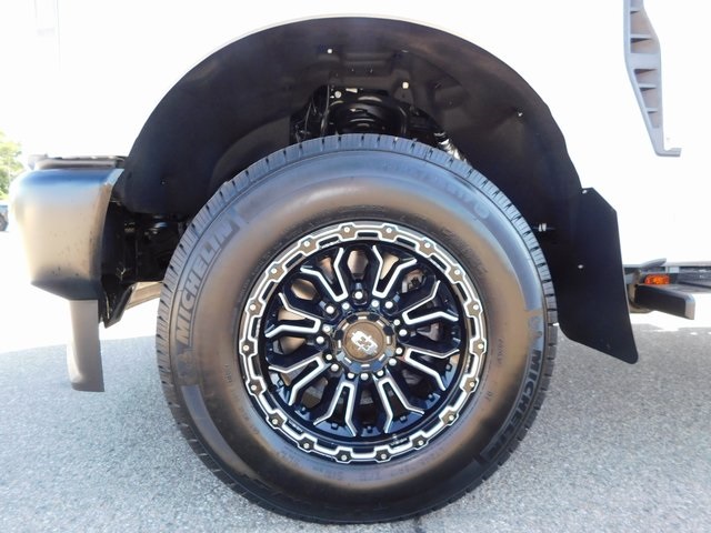 2024 Ford F-250 photo 13