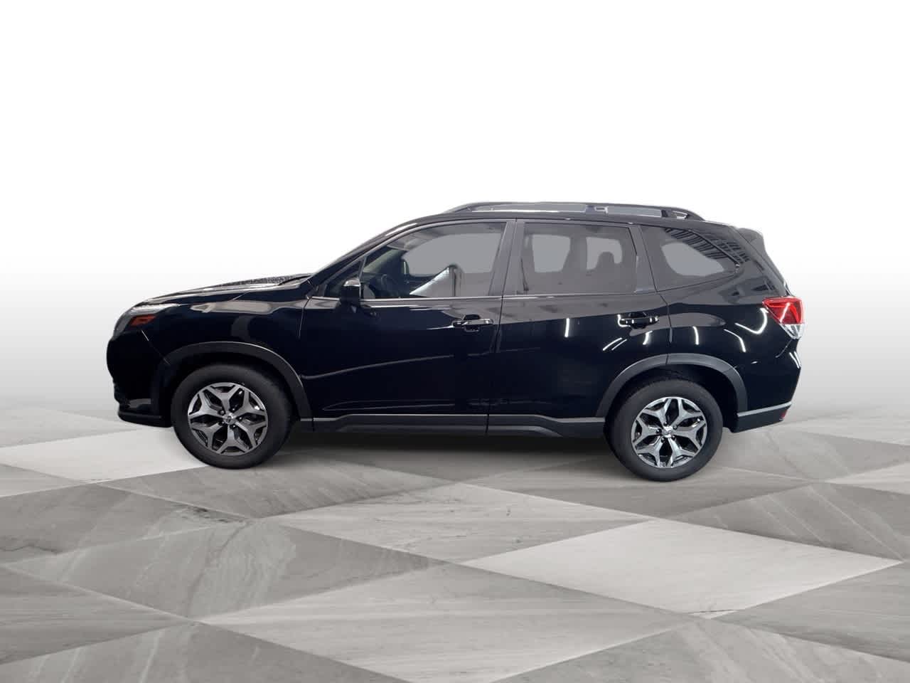 2024 Subaru Forester Premium photo 4