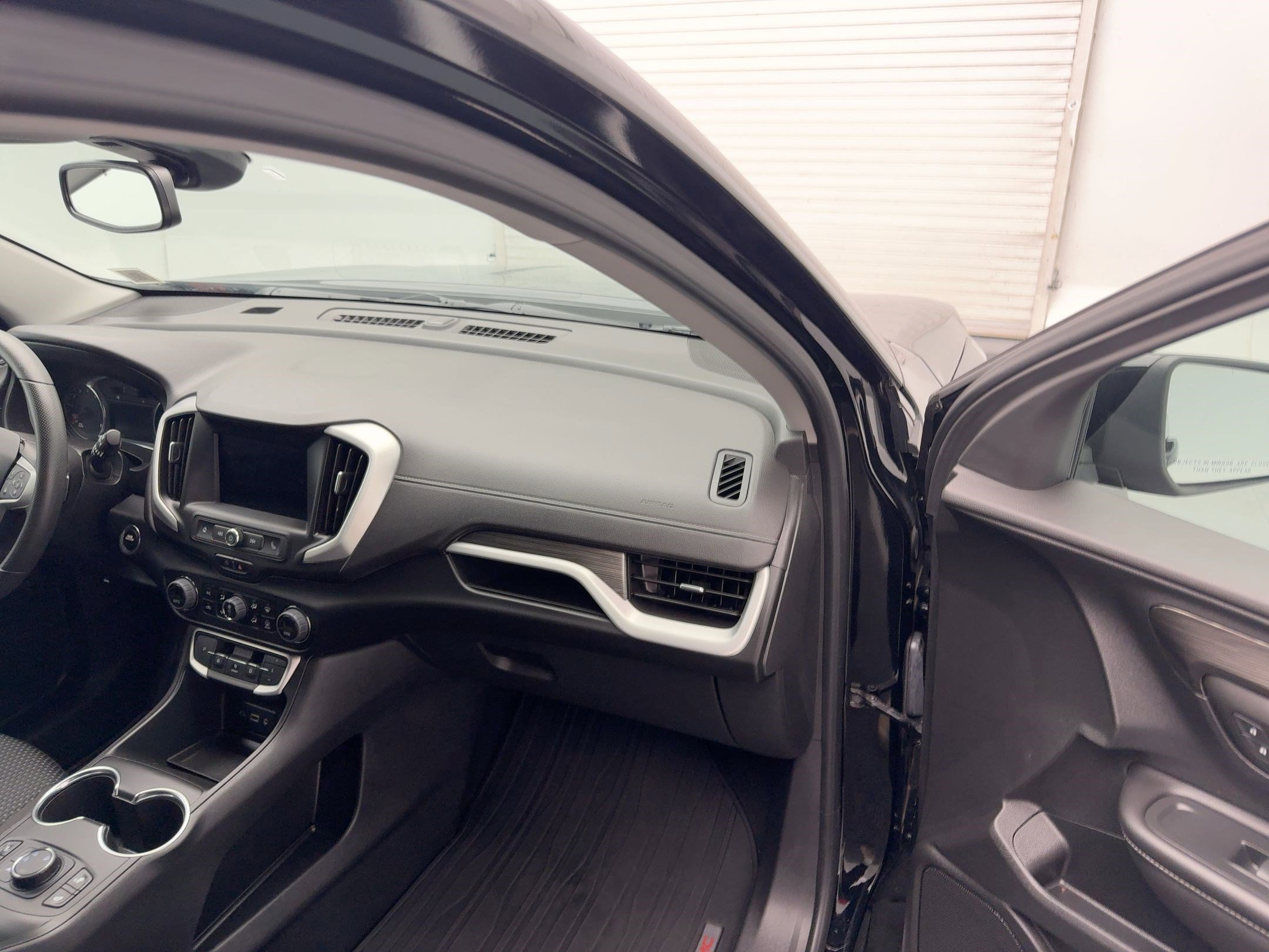 2023 Gmc Terrain SLE photo 22