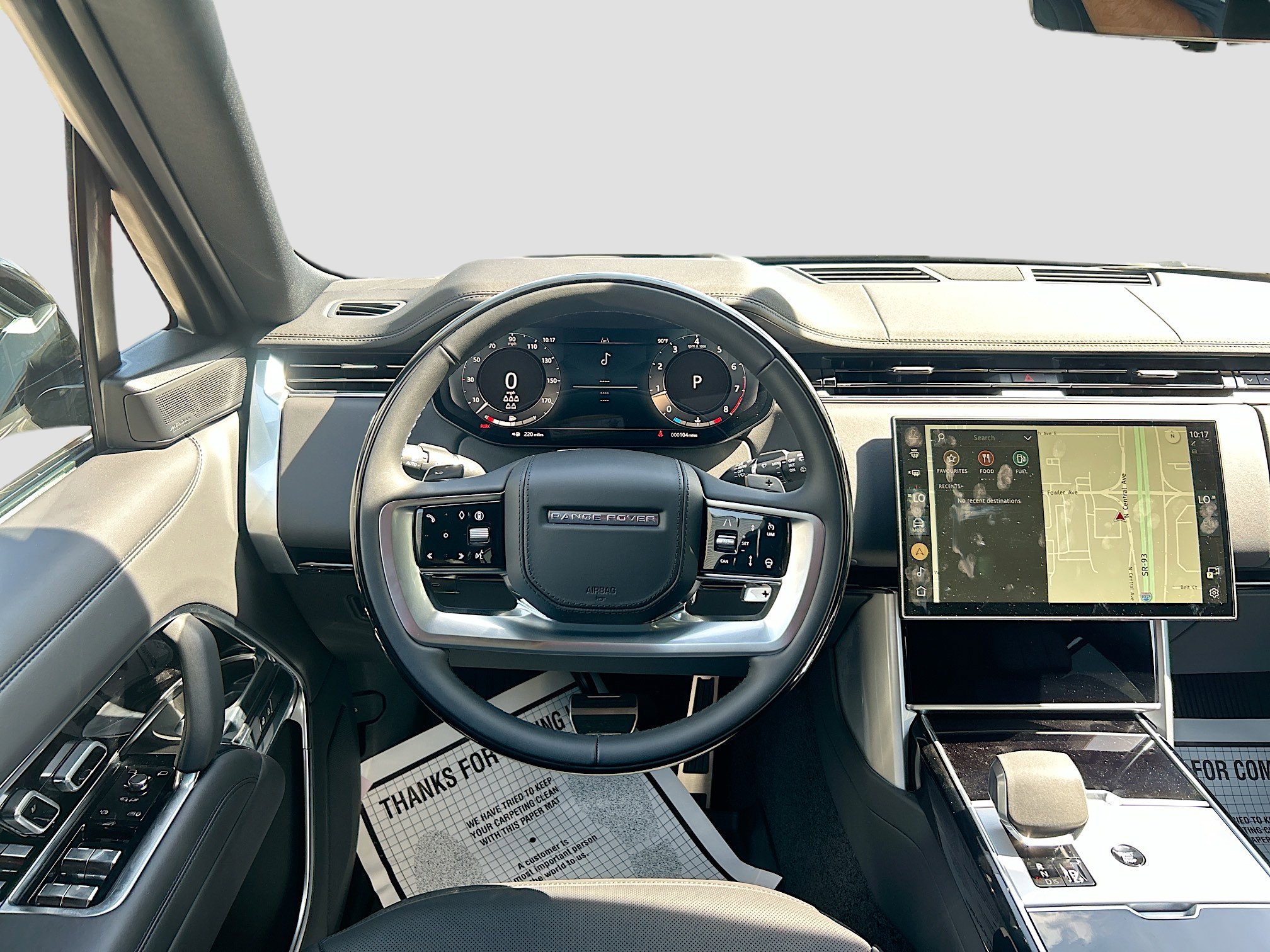 2025 Land Rover Range Rover SE photo 14