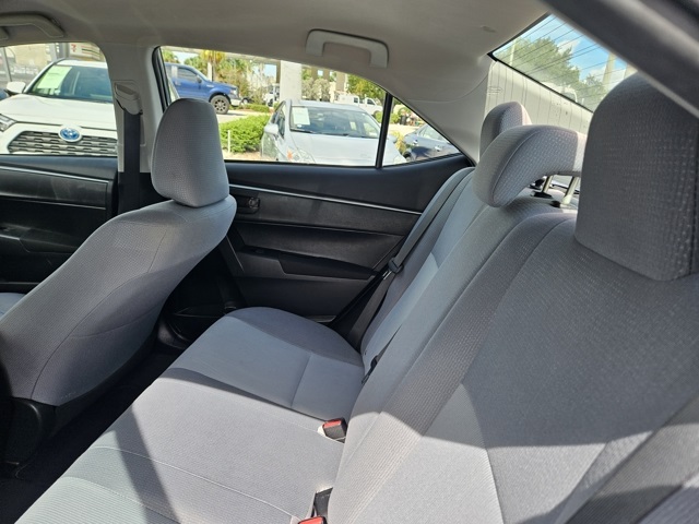 2015 Toyota Corolla L photo 19