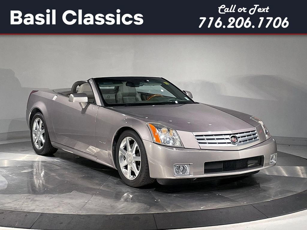 2004 Cadillac XLR Base's photo