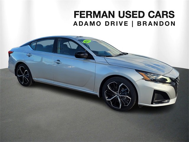 2023 Nissan Altima SR