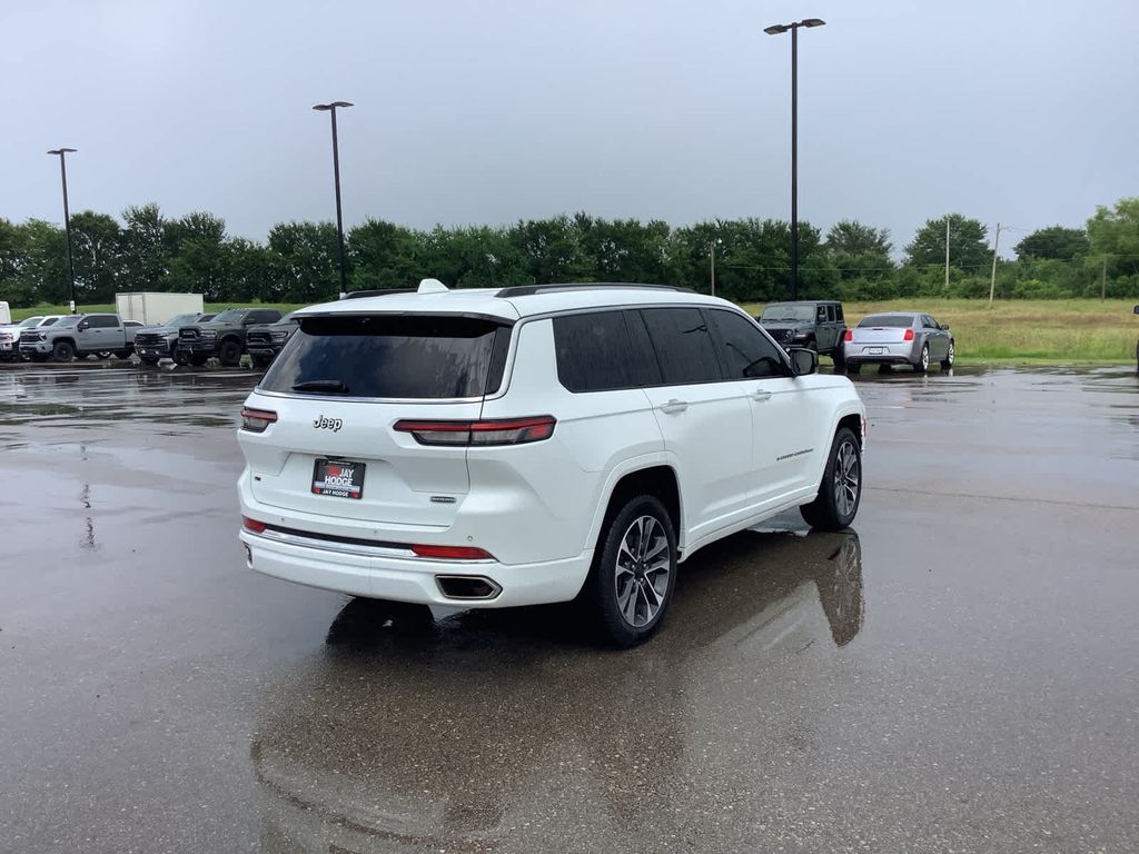 2022 Jeep Grand Cherokee Overland photo 26