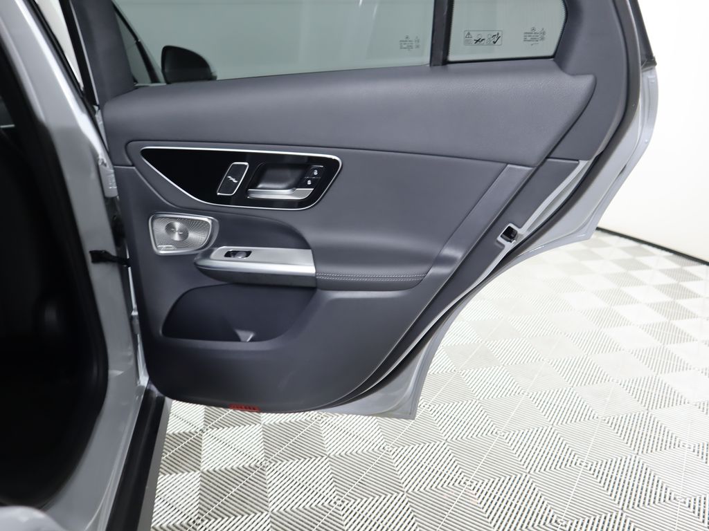 2026 Mercedes Benz GLC 350e 4MATIC photo 25