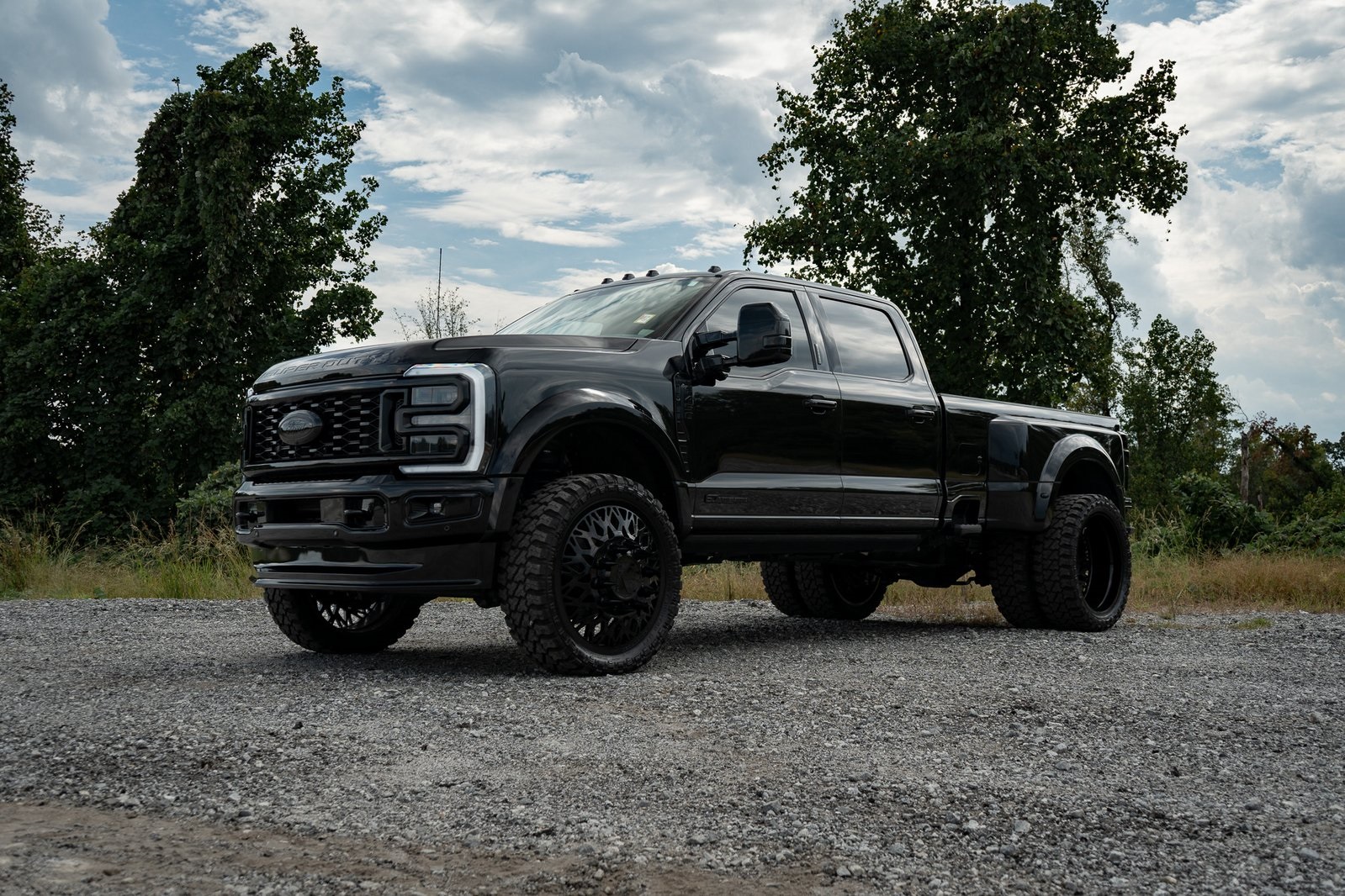 2024 Ford F-450 photo 7