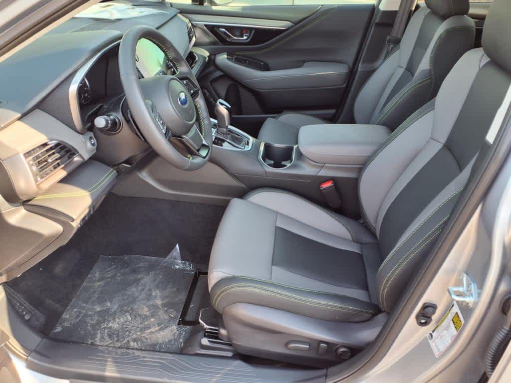2025 Subaru Outback Onyx Edition XT photo 28