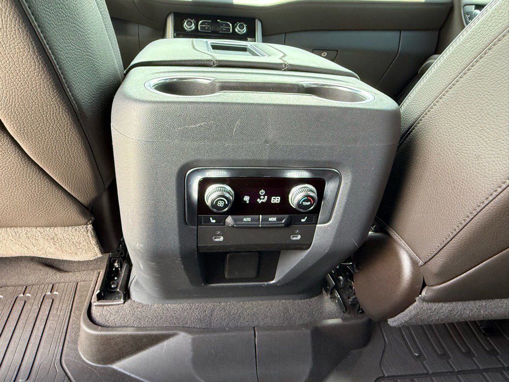 2021 Gmc Yukon Denali photo 10