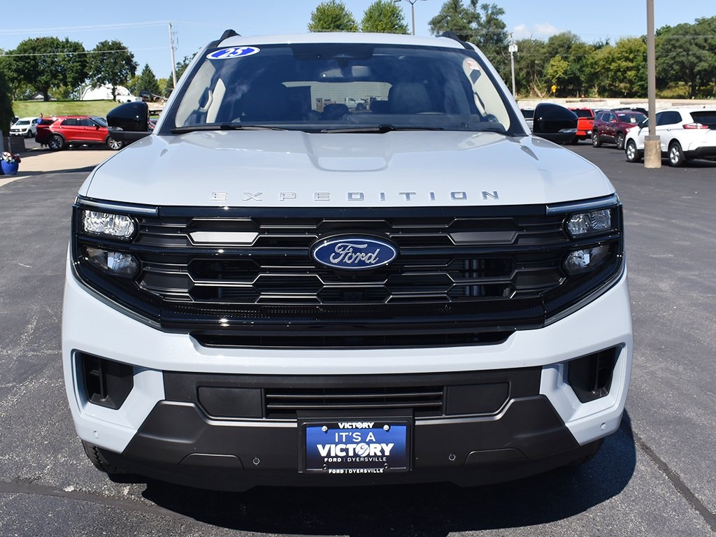 2025 Ford Expedition MAX photo 26