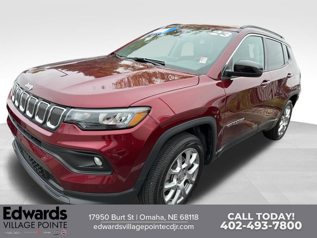 2022 Jeep Compass Latitude Lux