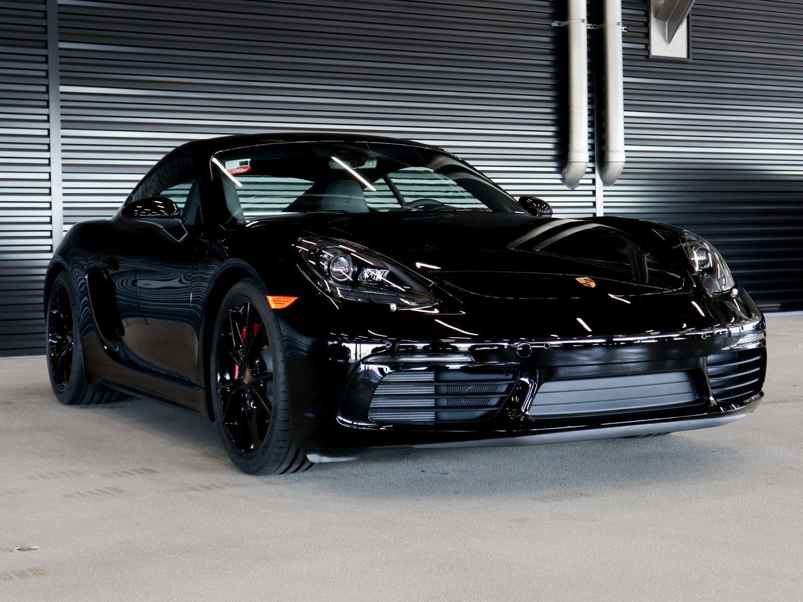 2025 Porsche Cayman S photo 6