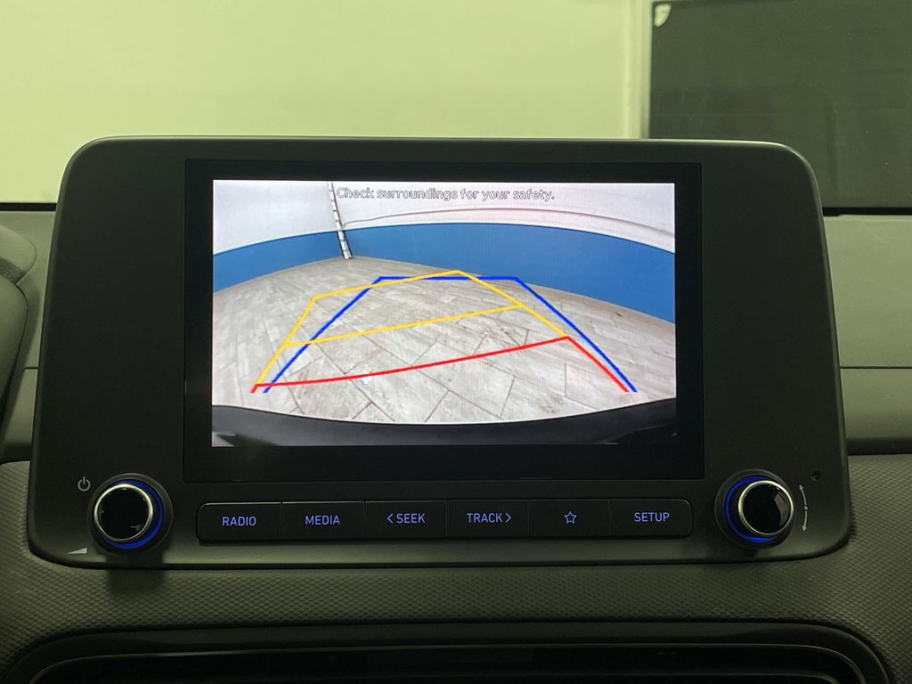 2023 Hyundai Kona SE photo 5