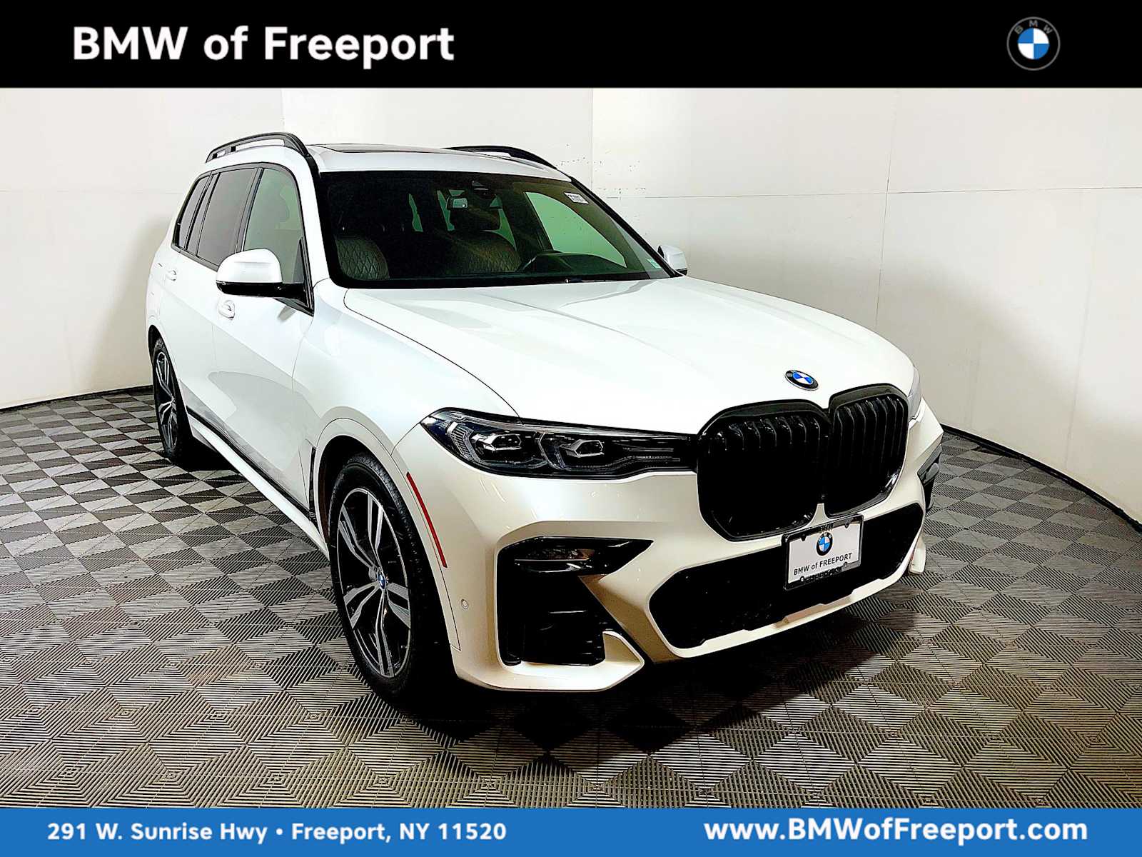 2021 BMW X7 40i's photo