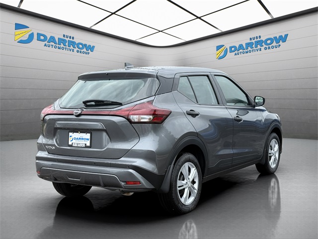 2025 Nissan Kicks Play S photo 2