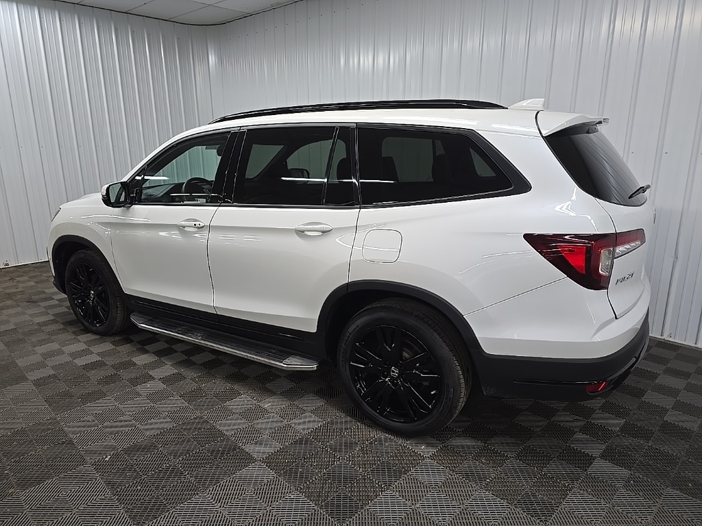 2022 Honda Pilot Black Edition photo 4