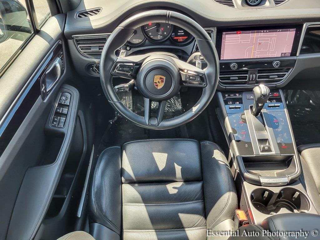 2022 PORSCHE MACAN - Image 11