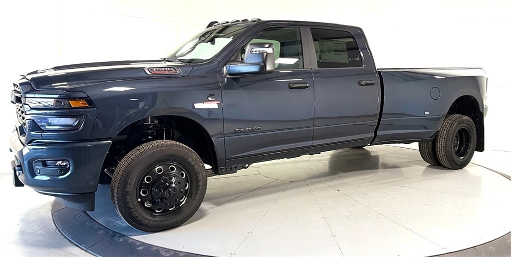 2026 Ram 3500 Big Horn photo 3