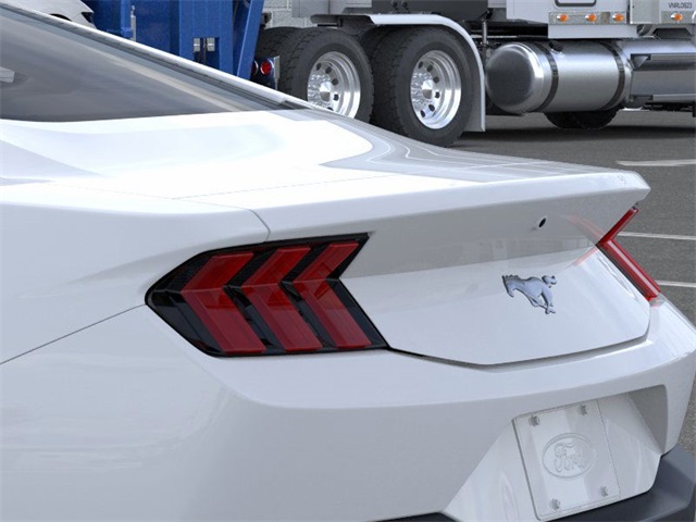 2025 Ford Mustang EcoBoost photo 20