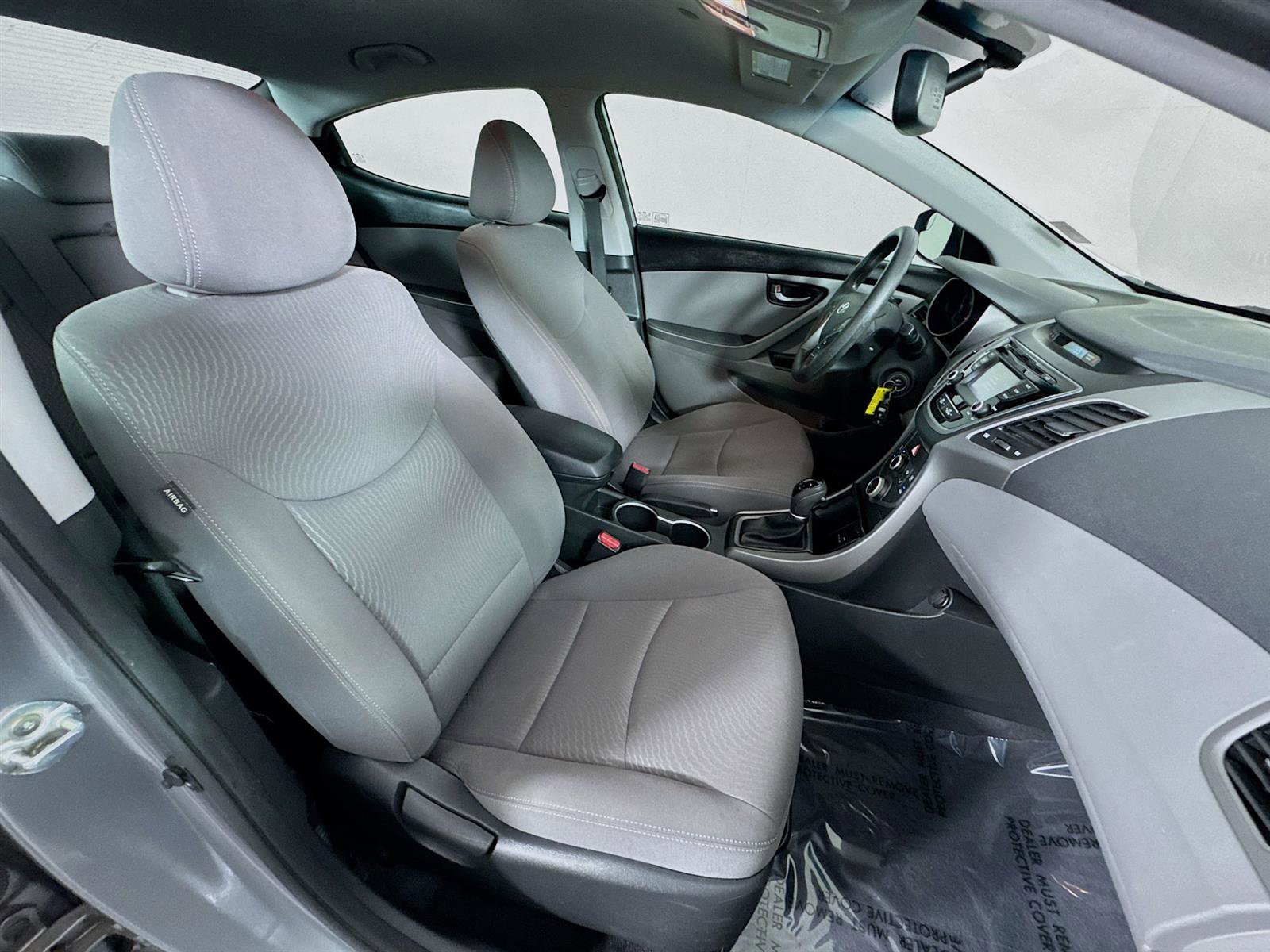 2015 Hyundai Elantra SE photo 24