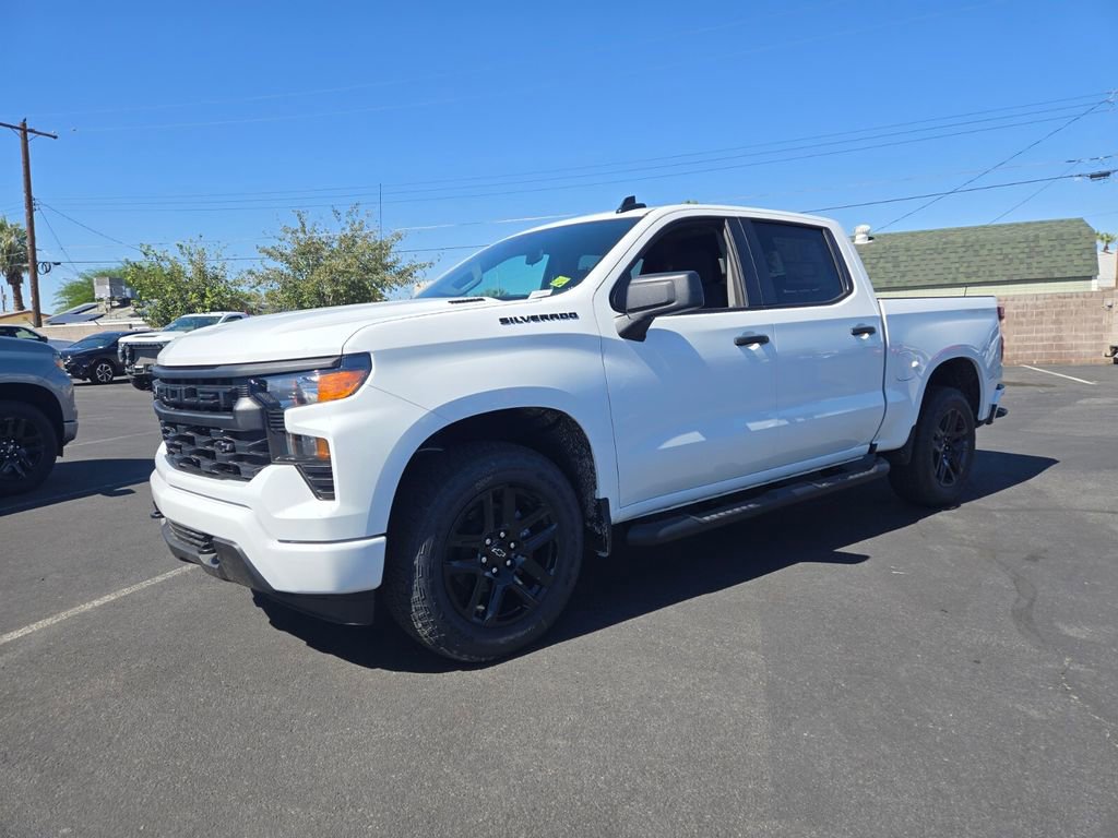 2026 Chevrolet Silverado 1500 Custom photo 2