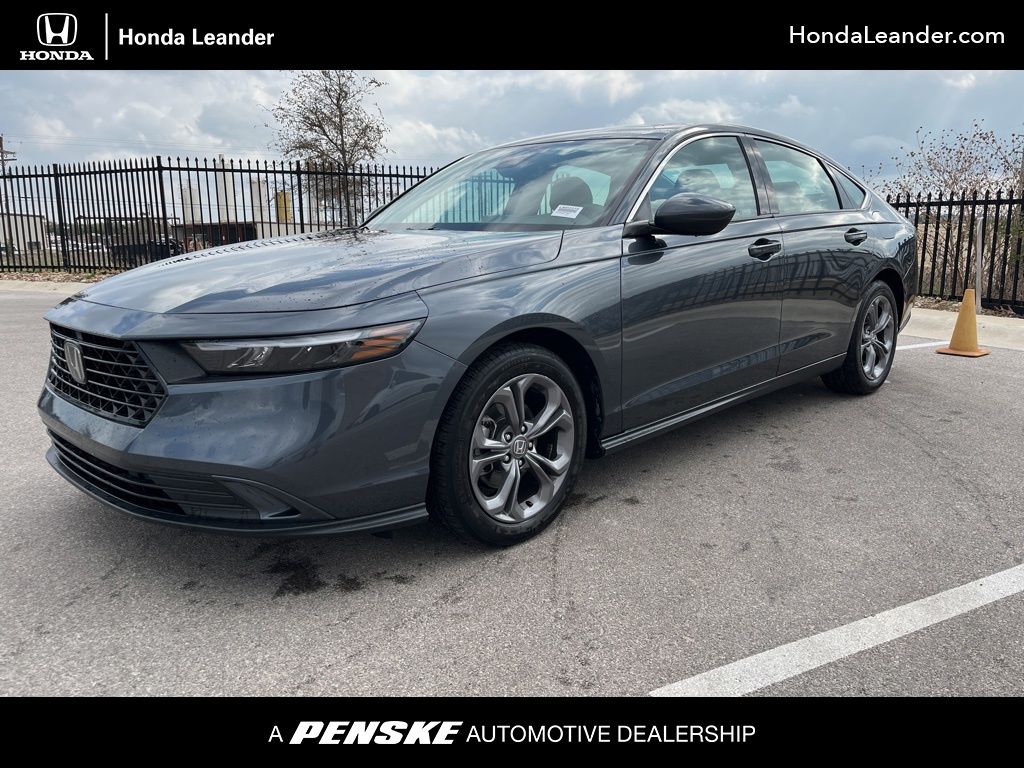 2024 Honda Accord EX's photo