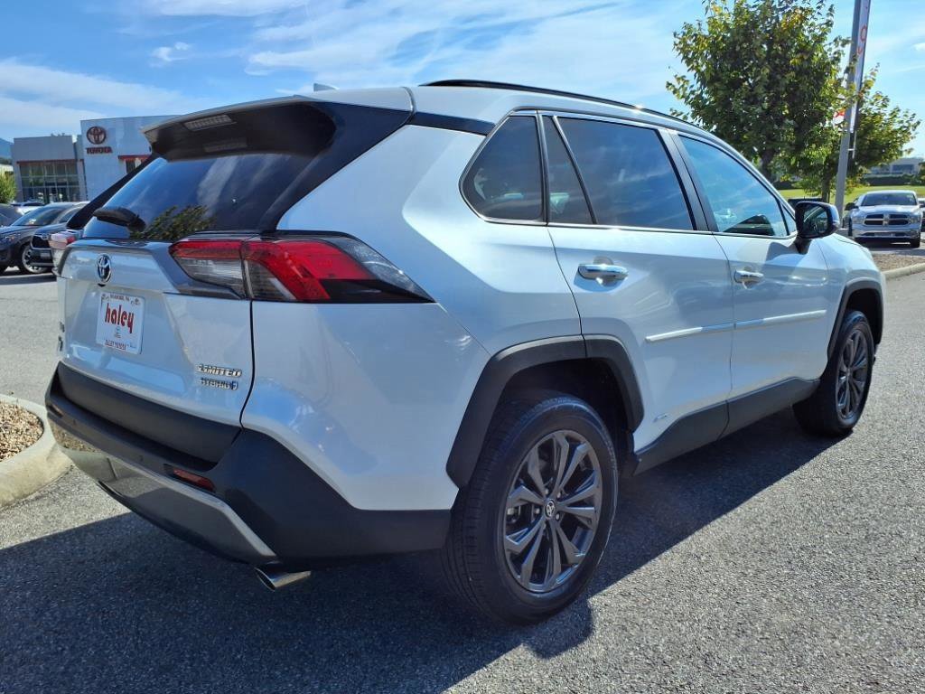 2024 Toyota RAV4 Hybrid Limited photo 3