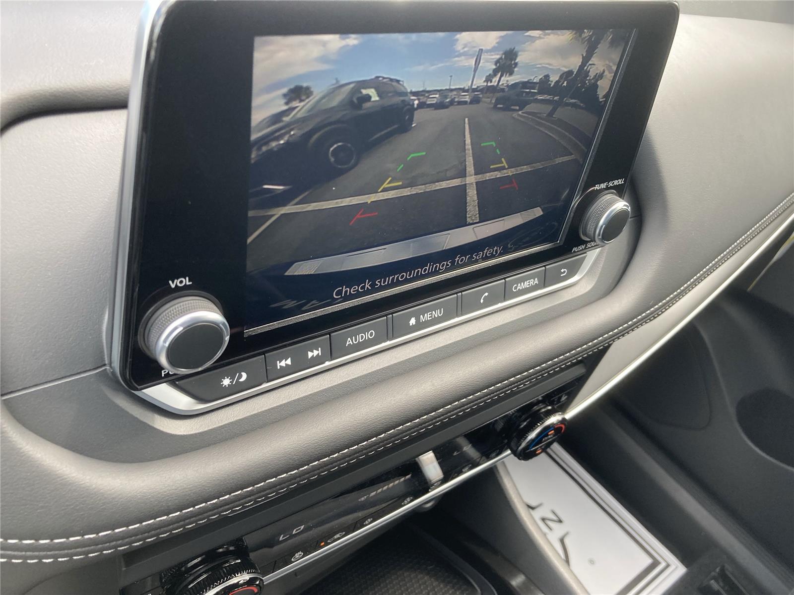 2026 Nissan Rogue SV photo 15