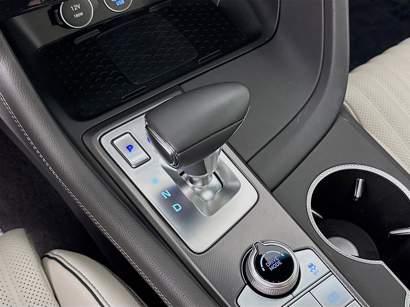 2025 Genesis G70 3.3T Sport Advanced photo 19