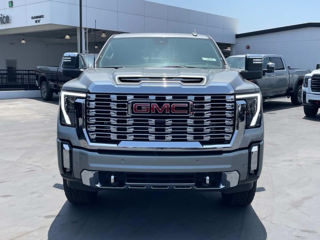 2025 GMC Sierra 2500 HD Denali