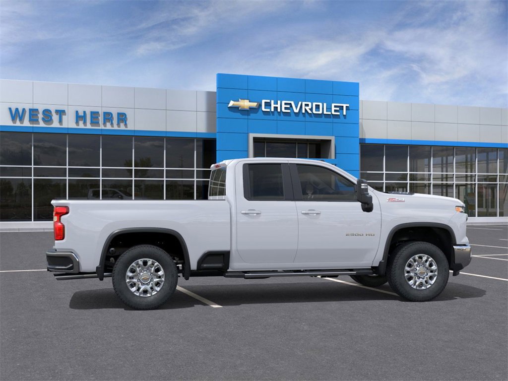2026 Chevrolet Silverado 2500HD LT photo 5