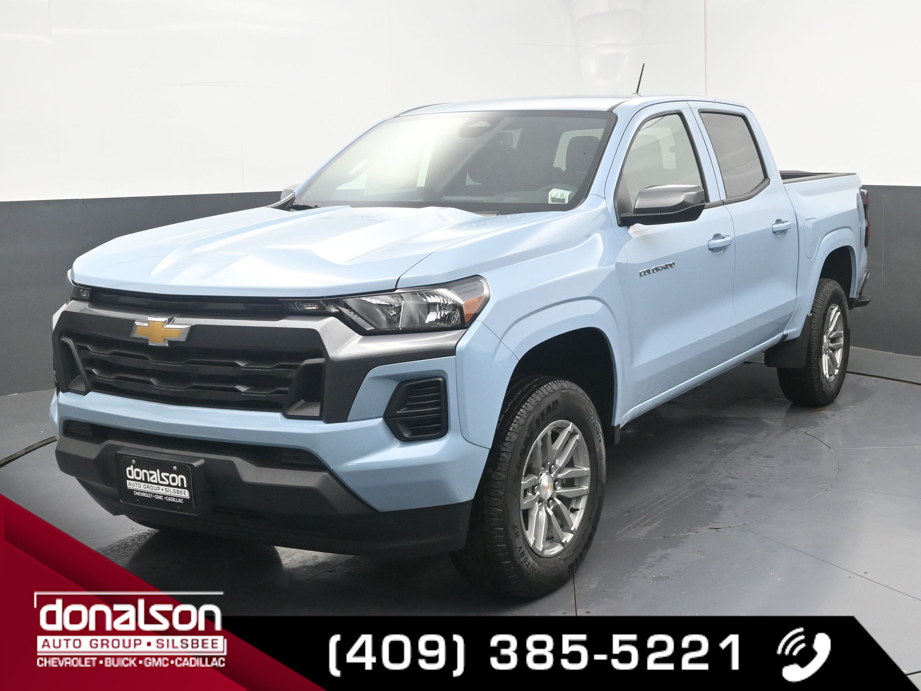 2025 Chevrolet Colorado Work Truck LT photo 4