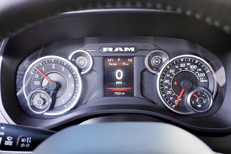 Certified Used 2024 Black Ram Big Horn/Lone Star image 32