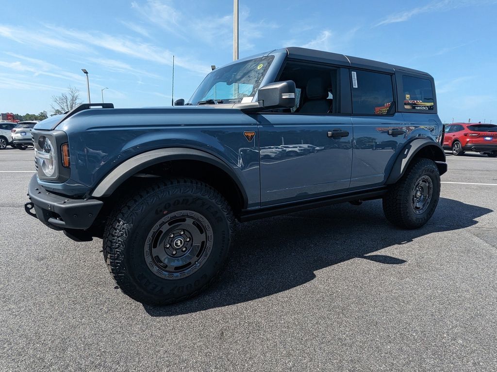 2025 Ford Bronco Badlands photo 6