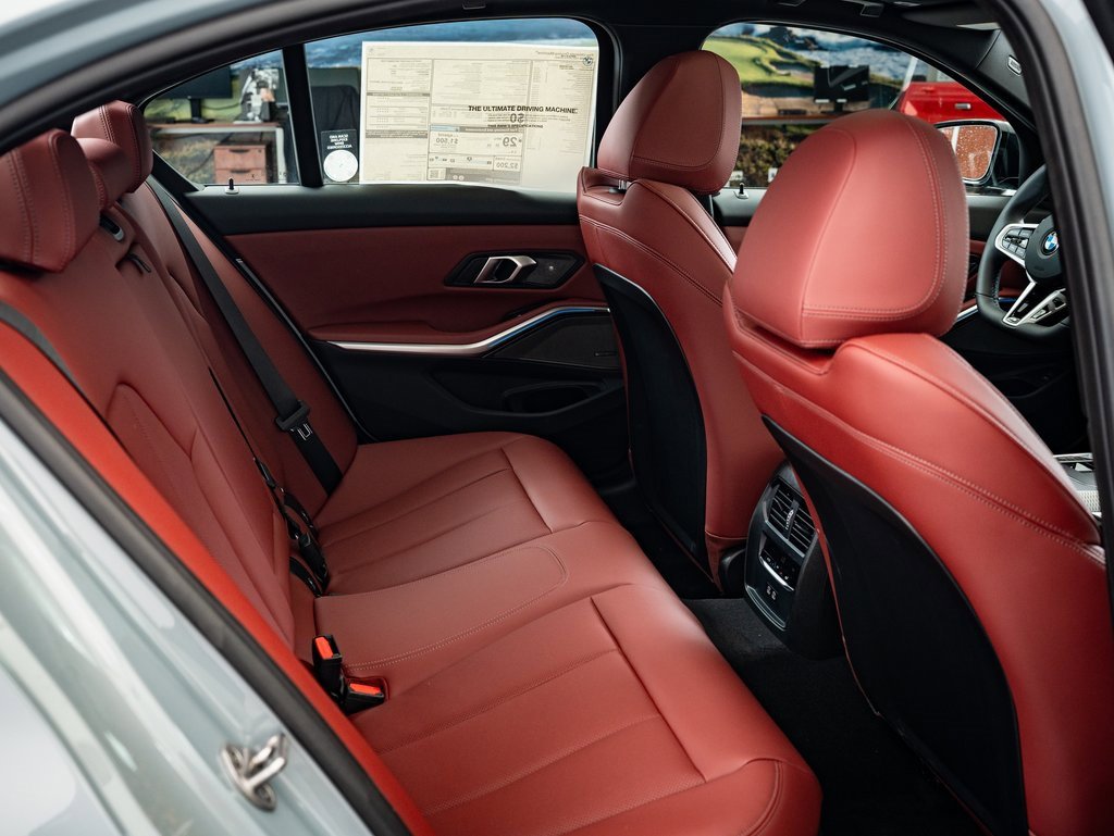 2025 Bmw 330i photo 35