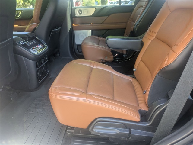 2021 Lincoln Navigator Reserve photo 25