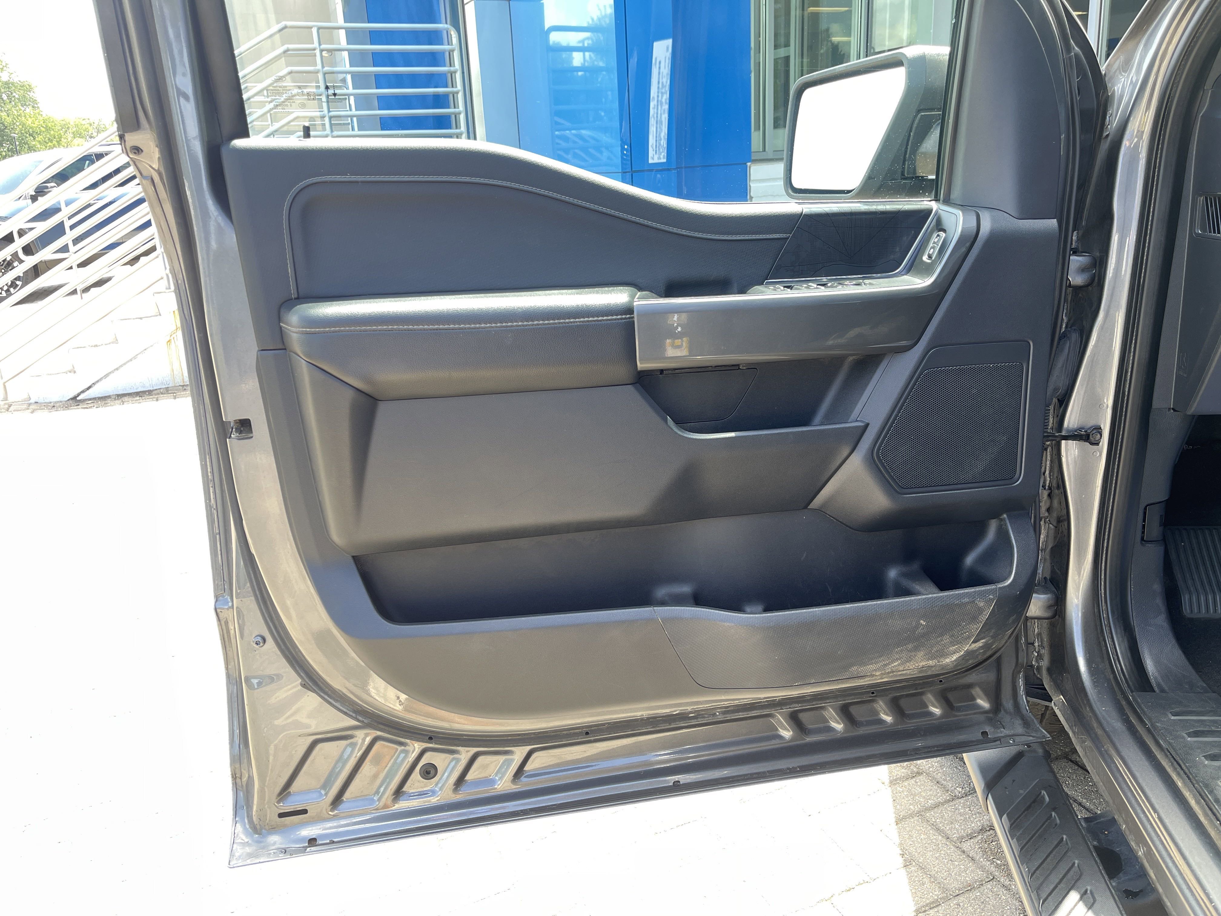 2022 Ford F-150 XLT photo 4