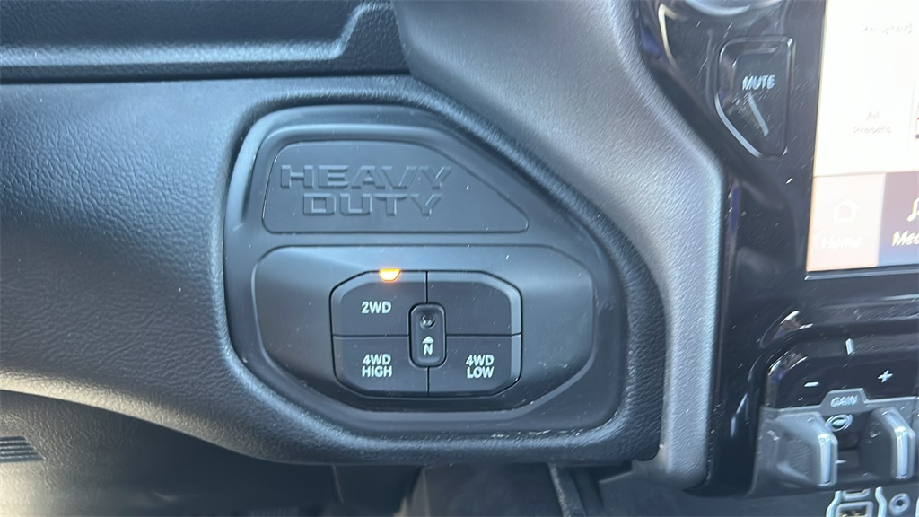 2025 Ram 2500 Laramie photo 36
